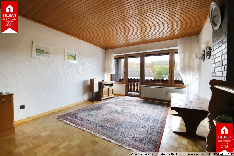 1 OG Wohnzimmer Doppelhaush�lfte Bornheim