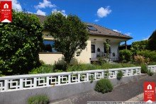 6 Pflegeleichter Vorgarten Niederbachem: gem�tliches Haus mit Spielwiese vis-�-vis!