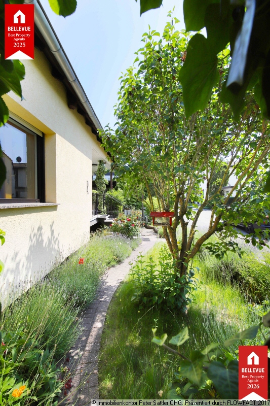 8 Sch�ner Vorgarten Einfamilienhaus Wachtberg