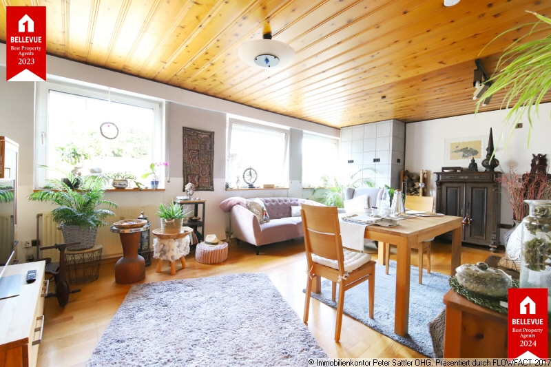 Gro�er Kachelofen Einfamilienhaus Bonn