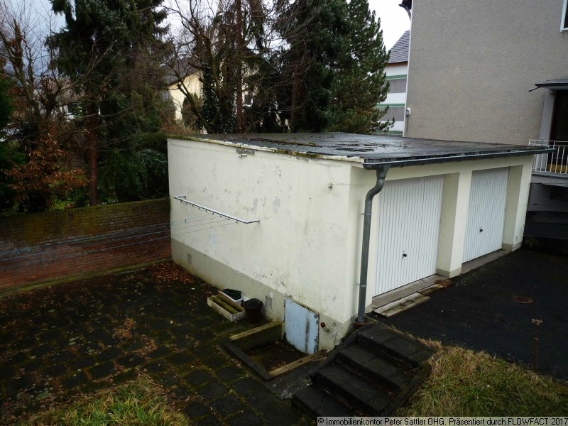 Garagenhof Mehrfamilienhaus Bonn