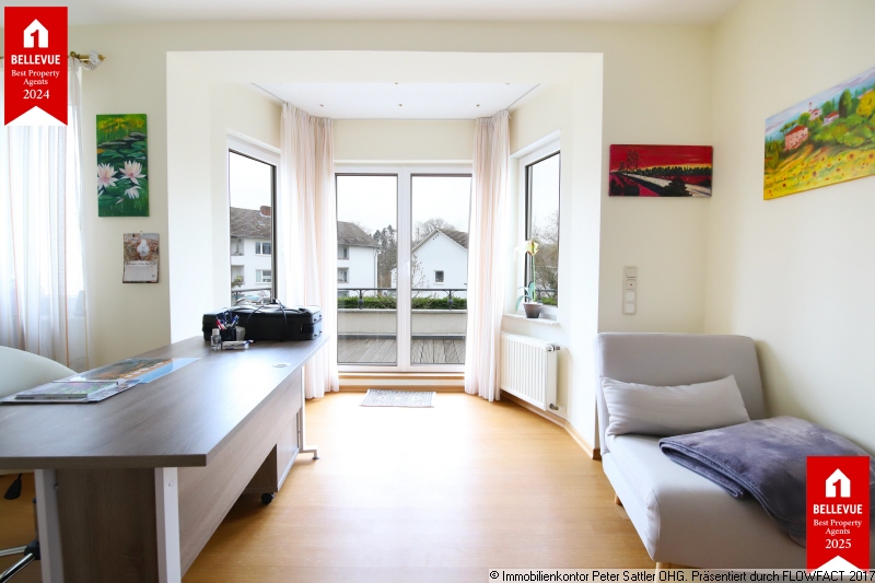 Schlafzimmer mit Erker Einfamilienhaus K�nigswinter