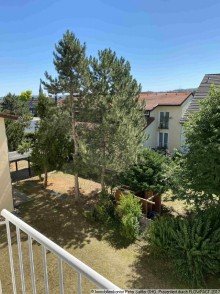 Blick ins Gr�ne 1 Appartement, 1 TG-Stellplatz, 1 Kapitalanlage!