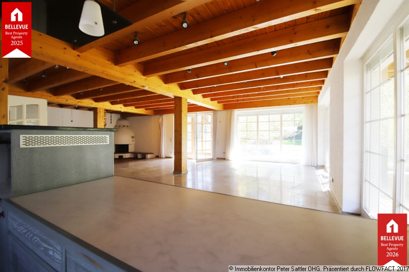 Sichtbalken und Sichtbretter Einfamilienhaus Bonn