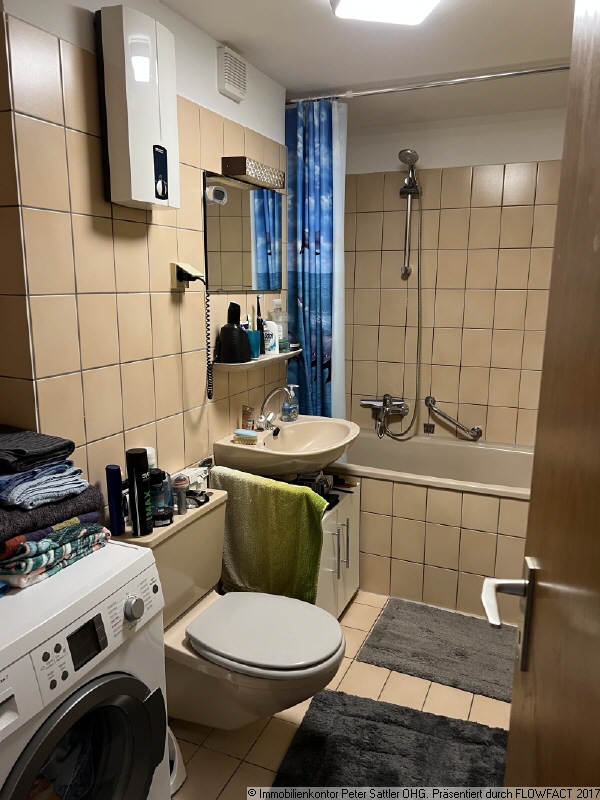 Bad mit Waschmaschine Etagenwohnung Bonn