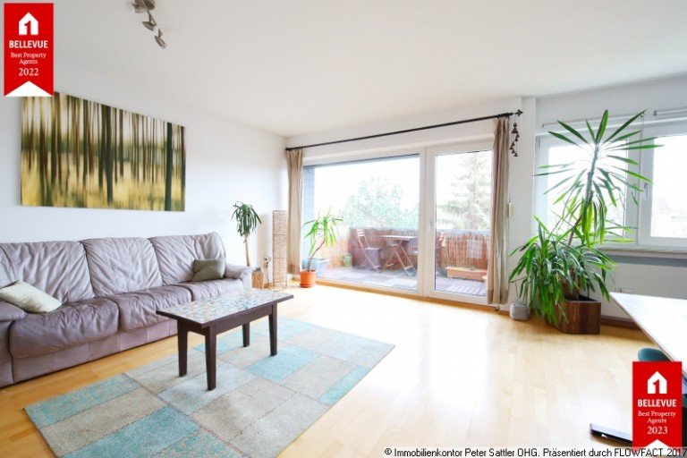 Viel Licht Bonn Dachgeschosswohnung Verkehrsg�nstig, gro�z�giger Grundriss, helle Zimmer!