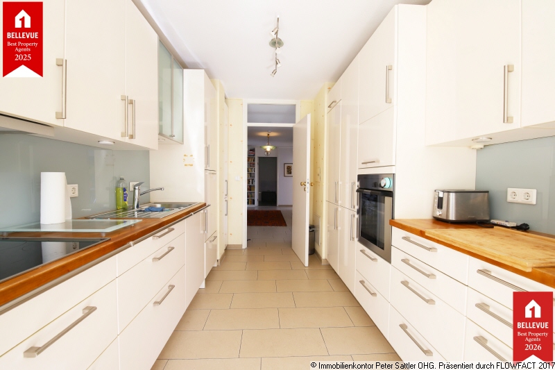 20 Einbauk�che vorhanden Penthousewohnung Bonn
