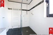 Ebenerdig Viel Platz in gro�z�gigen Haus in Hanglage!