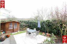 Platz an der Sonne Neu-Vilich: Familienhaus im Gr�nen