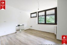 Platz f�r die Wohnk�che R�ttgen: 2 Zimmer mit Balkon in 3 Himmelsrichtungen