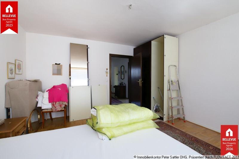 17 Platz im Schlafzimmer Dachgeschosswohnung Bonn