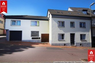 Hauptbild Alt-Lannesdorf: Mehrfamilienhaus für geübte Kapitalanleger!