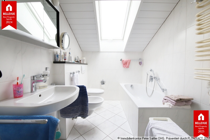 Komplettes Tageslichtbad Reihenmittelhaus Bonn