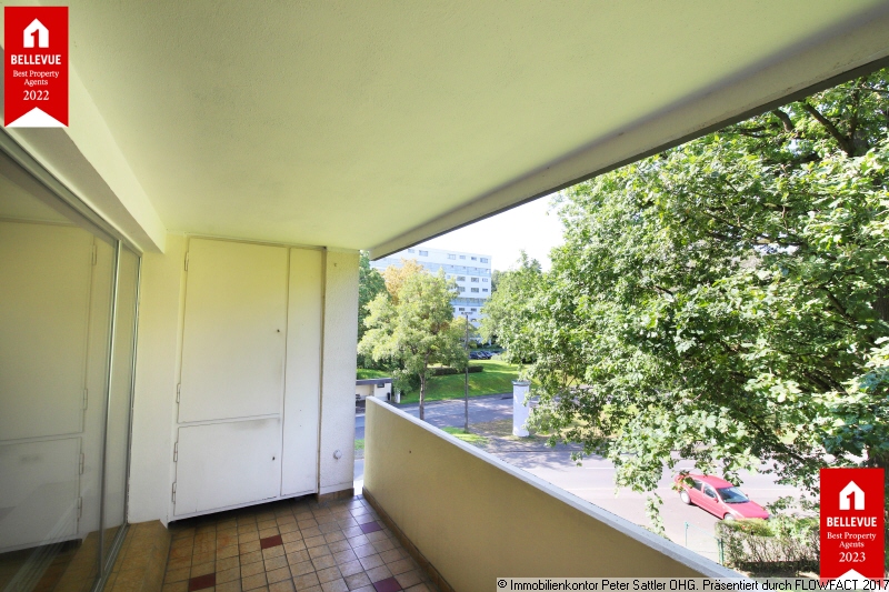 Vor Wind und Wetter gesch�tzt Etagenwohnung Bonn