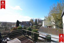 Ein Platz zum Tr�umen Viel Platz in gro�z�gigen Haus in Hanglage!