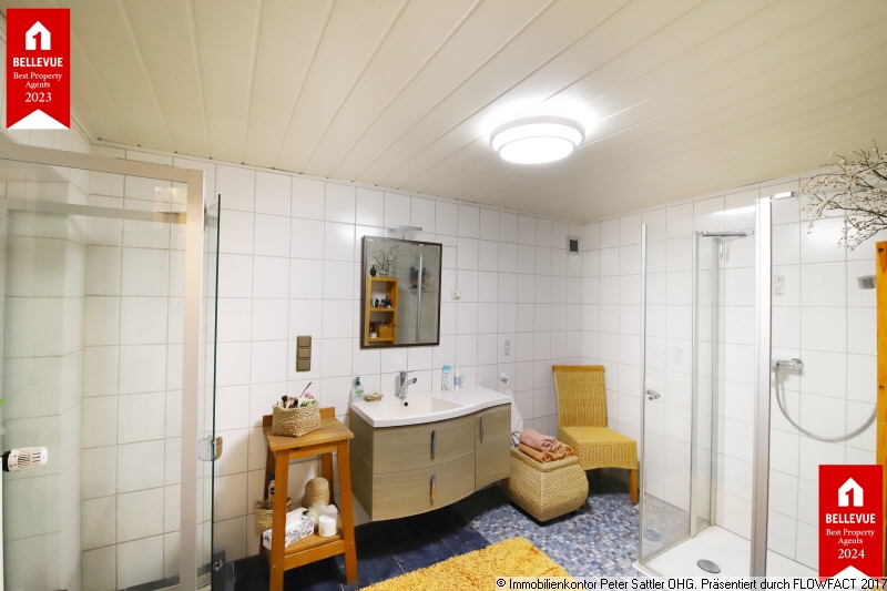 Zwei Duschen Einfamilienhaus Bonn