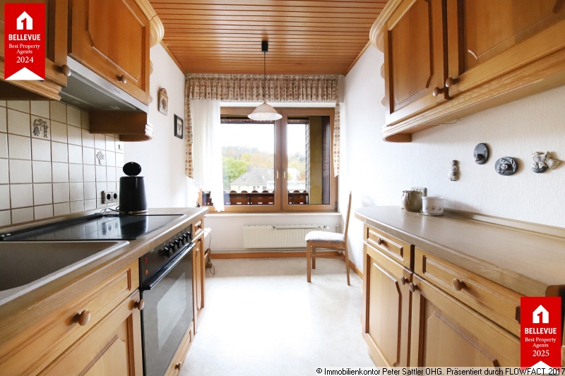 1 OG K�che Doppelhaush�lfte Bornheim