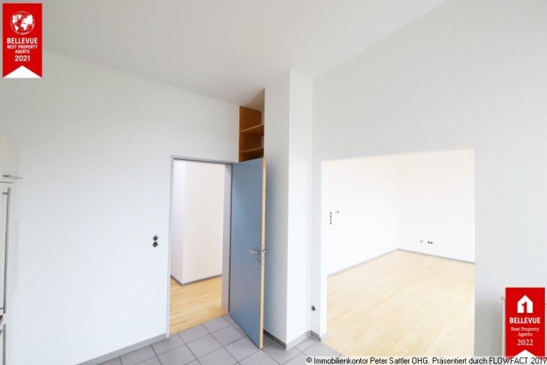 offene R�ume Bonn Dachgeschosswohnung Ramersdorf: 2 Terrassen, hell und sonnig, 2. Stock