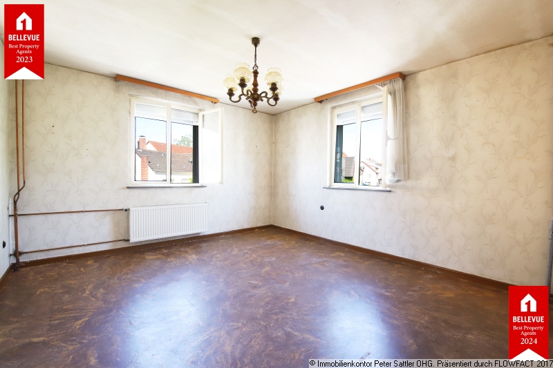 Ein Raum von Dreien im OG Einfamilienhaus Bonn