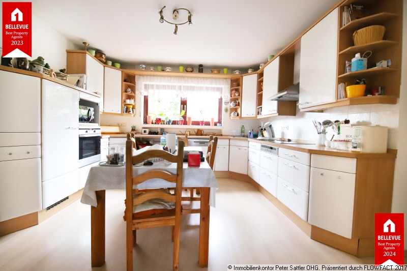 Moderner K�chenstandard Einfamilienhaus Bonn