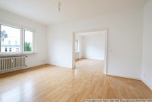 Gro�e Fenster Mitten in der Stadt!
