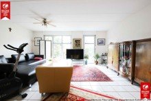 Gute Stellfl�che Neu-Vilich: Familienhaus im Gr�nen