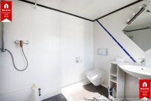 Das zweite Bad Viel Platz in gro�z�gigen Haus in Hanglage!