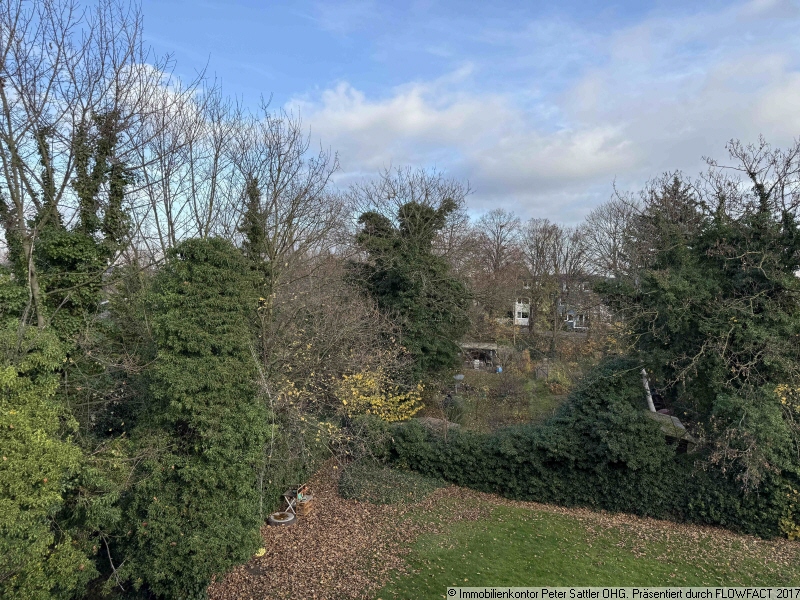 Gr�nanlage am Haus Wohnung Bonn